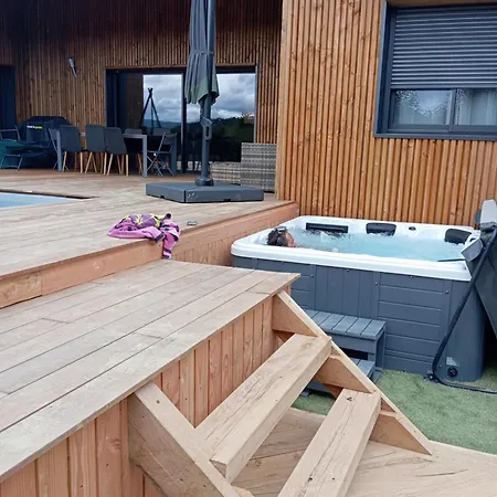 Accords Pyrenees - Vue Pyrenees - Piscine Et - Classe 4 Etoiles Casa de Férias *