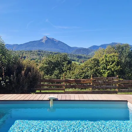 Casa de Férias Accords Pyrenees - Vue Pyrenees - Piscine Et - Classe 4 Etoiles Estadens