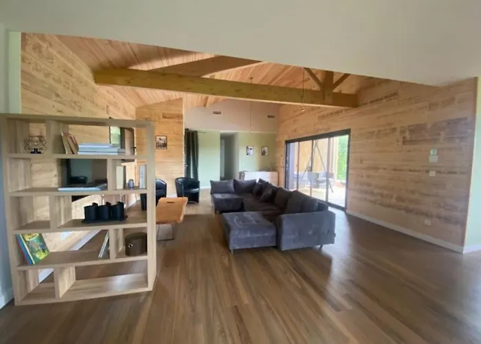 Accords Pyrenees - Vue Pyrenees - Piscine Et - Classe 4 Etoiles Casa de Férias *