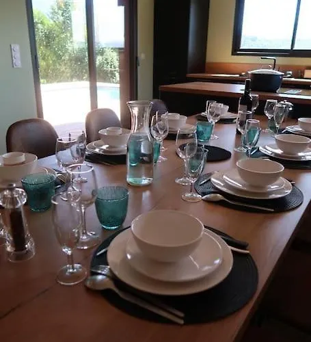 Casa de Férias Accords Pyrenees - Vue Pyrenees - Piscine Et - Classe 4 Etoiles *